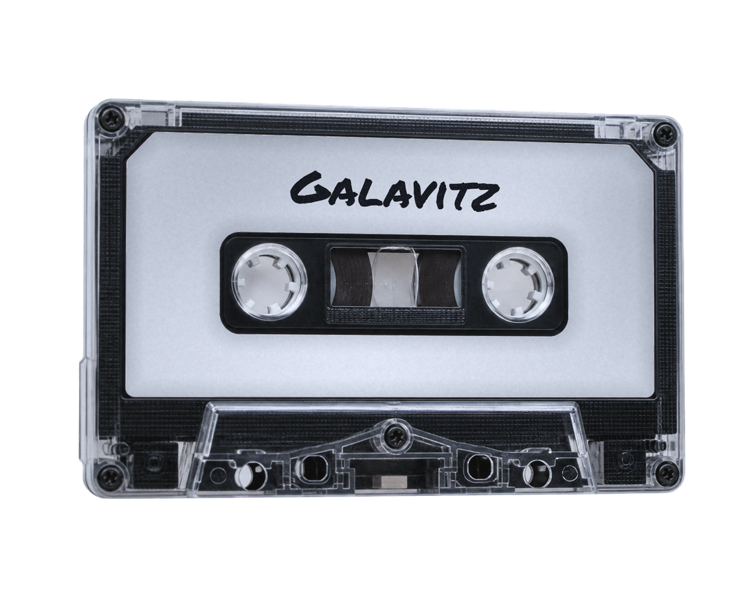 Casete con «Galavitz» escrito a mano en la etiqueta